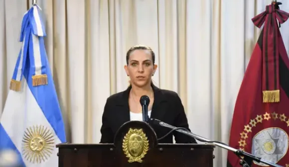 Paula Benavides en conferencia de prensa oficial