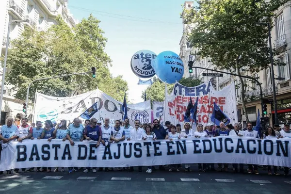 d2bdfa8f9a0f5a39707e6952d30fa990_L-4