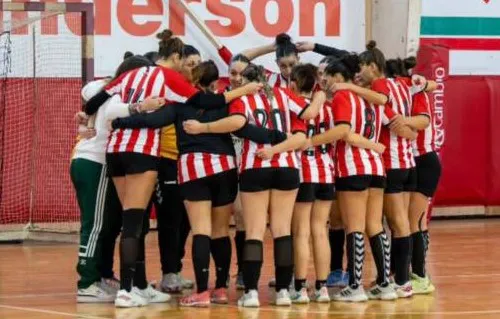 Estudiantes equipo femenino de handball