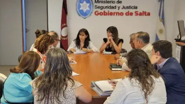 Reunión Comite y gobierno