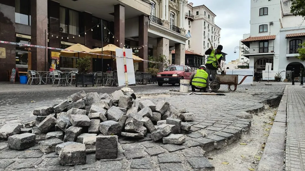 adoquines-calles-plaza-9-de-julio-2-1024x576