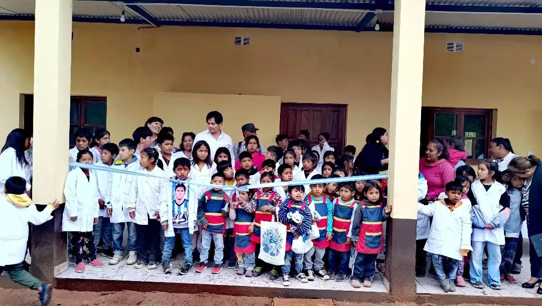 Inauguramos-la-Nueva-Escuela-de-Tonono-___-Hace-6-meses-junto-a-_gustavosaenzok-comenzamos-la-constr