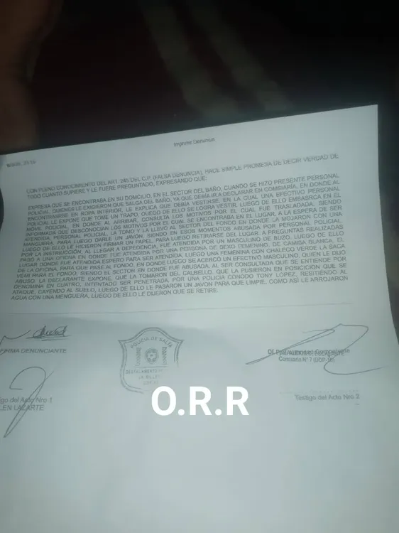 Denuncia policías La Silleta