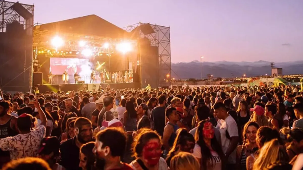 La-Carpa-de-las-Estrellas