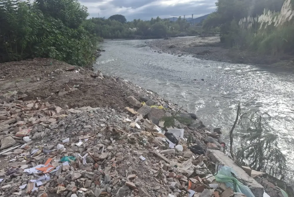 volcamiento-residuos-5-jpeg