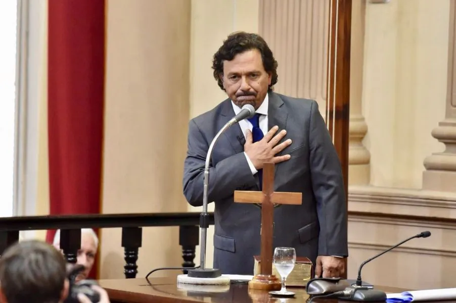 5546-gustavo-saenz-asumio-su-segundo-mandato-reafirmando-su-vocacion-federalista-y-de-consenso-politico