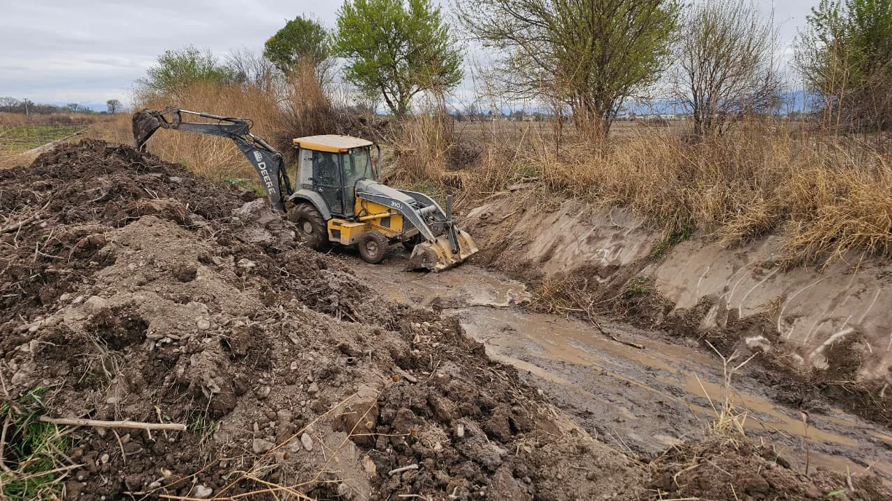 limpieza-de-canal-zona-sur-2