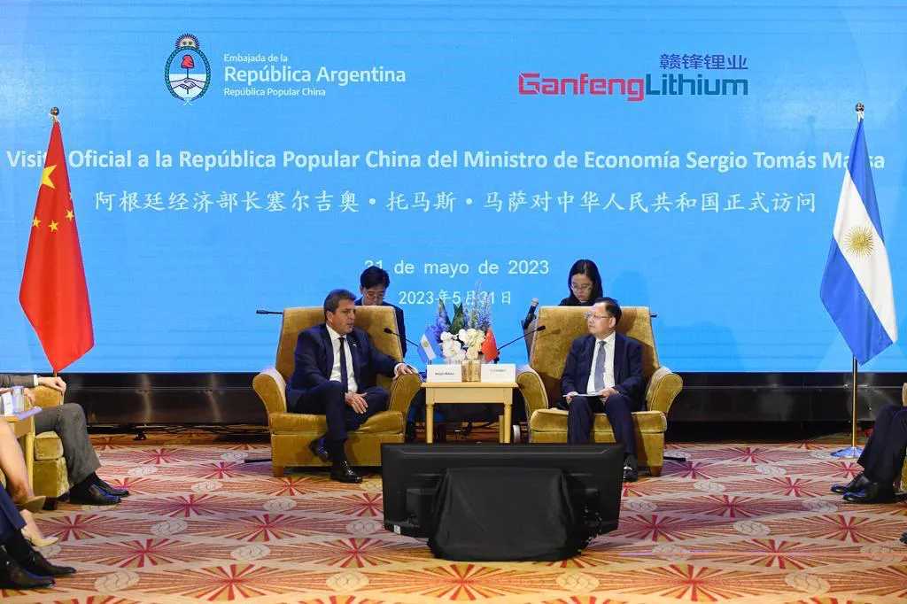 China-Massa-viaje-Prensa-Economia-1