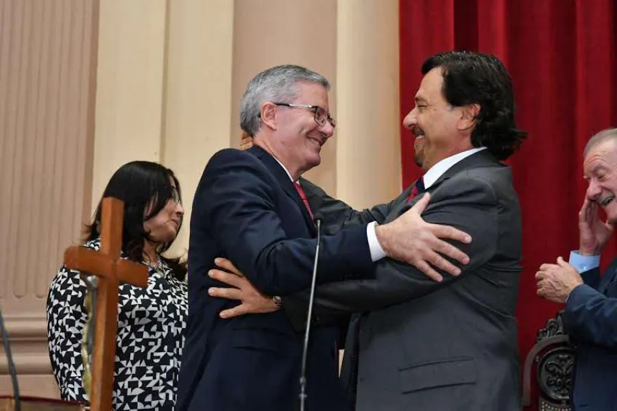 9984-gustavo-saenz-acompanio-la-asuncion-de-los-diputados-provinciales
