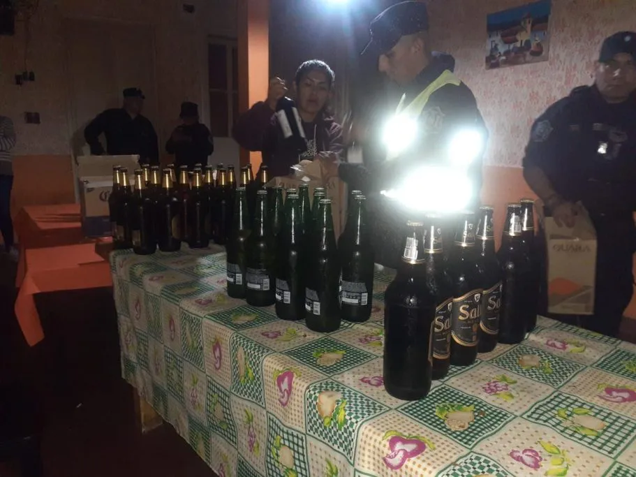 fiesta.clandestina01-911x683