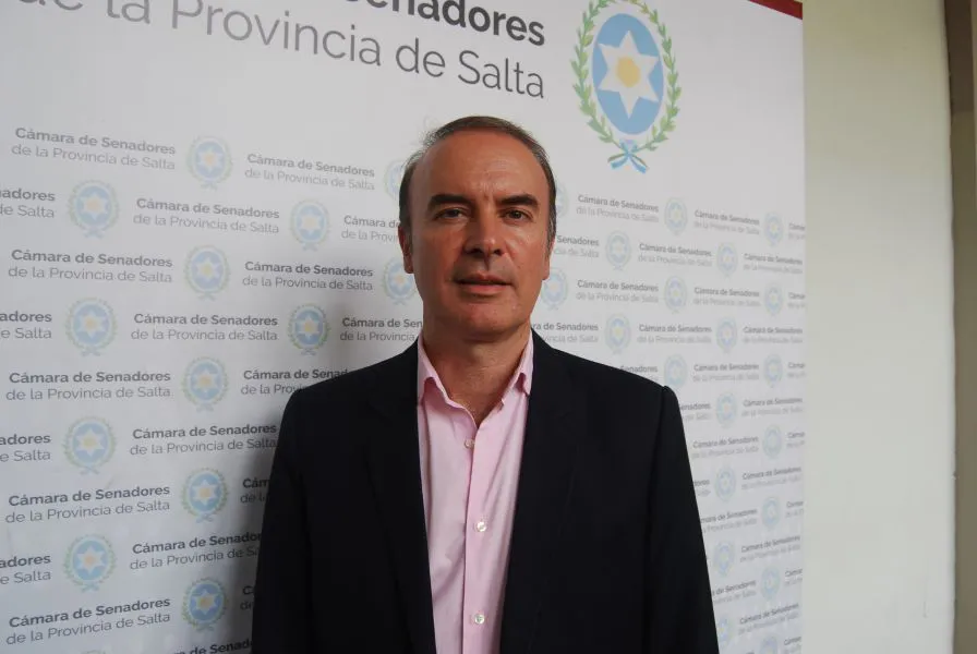 87072-el-sector-tabacalero-brindo-su-apoyo-al-senador-enrique-cornejo
