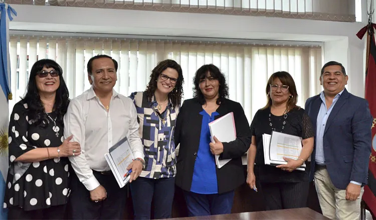 Nuevos supervisores de nivel primario anunciados y acompañados por la Ministra de Educación