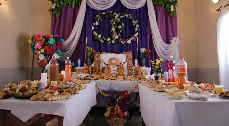 Mesa para los difuntos