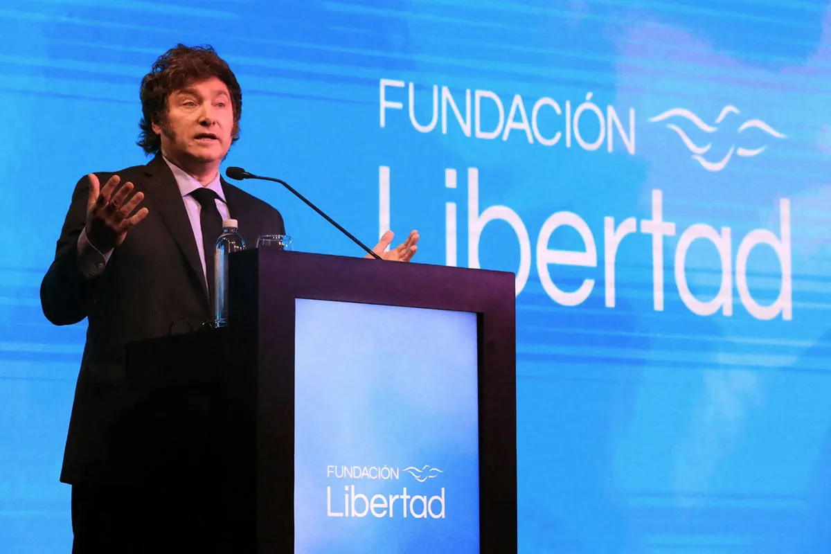 foto-WEB-20240425-MILEI-FORO-JUAN-MABROMATA-AFP-1
