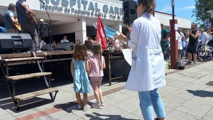 garrahansalarioscongeladosfaltadereemplazos-1908484