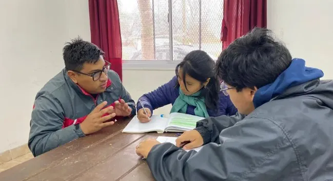 Apoyo escolar CEUNSa