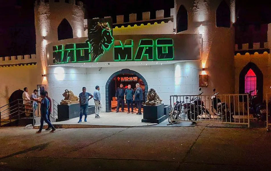 78243-esta-noche-se-vacunara-contra-covid-19-en-un-boliche-de-la-ciudad-de-salta