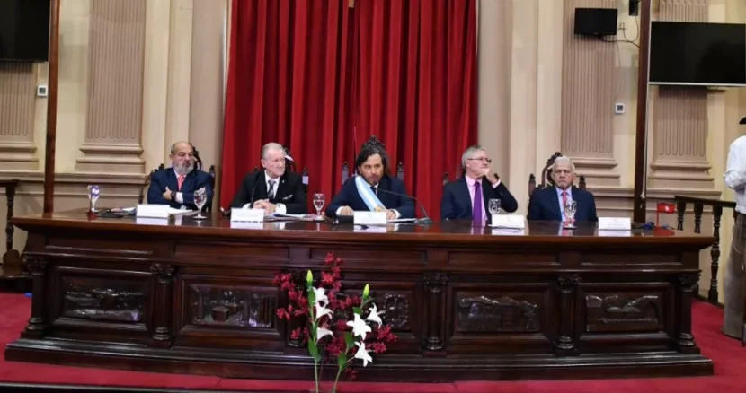 Apertura de sesiones