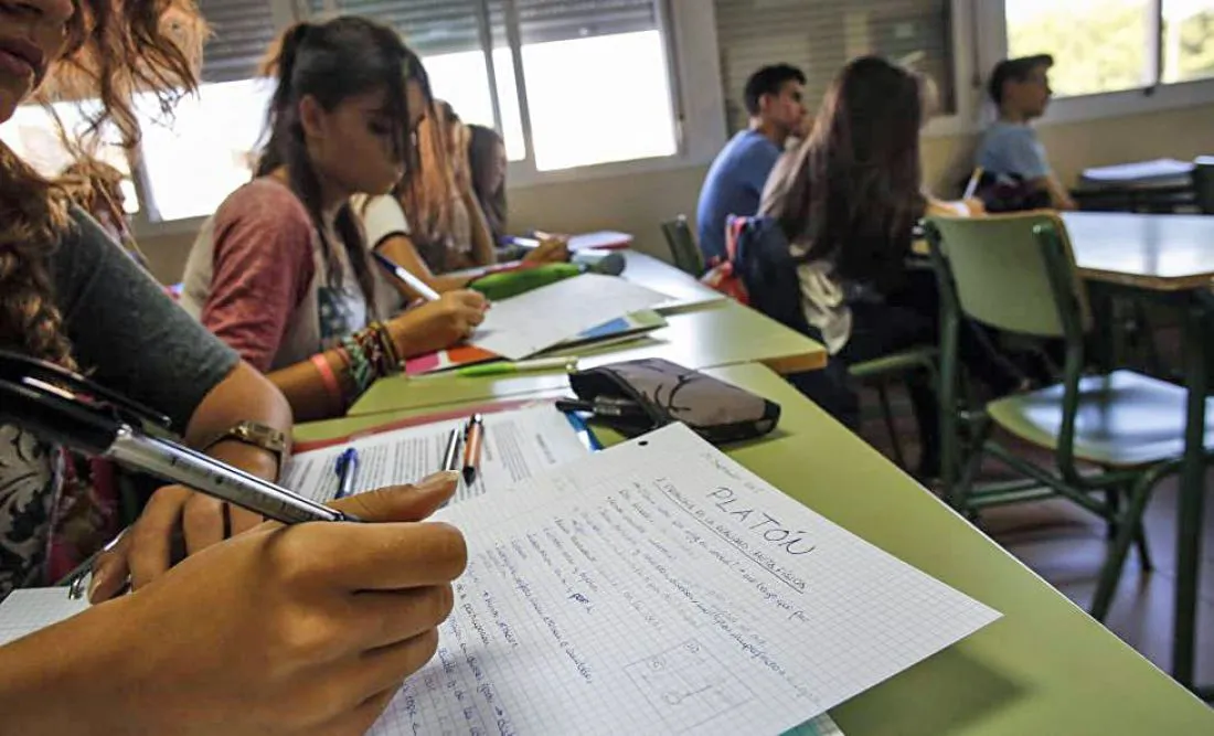 92006-estudiantes-saltenios-todavia-tienen-tiempo-para-inscribirse-en-las-becas-municipales