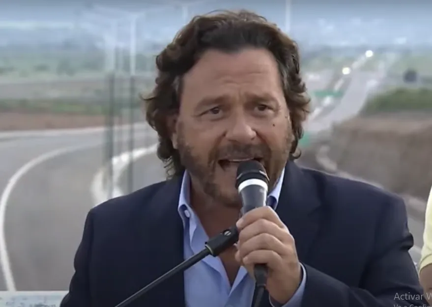 saenz + gritando