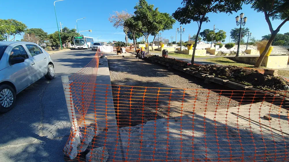 bacheo-en-entre-rios-en-plaza-espana-1
