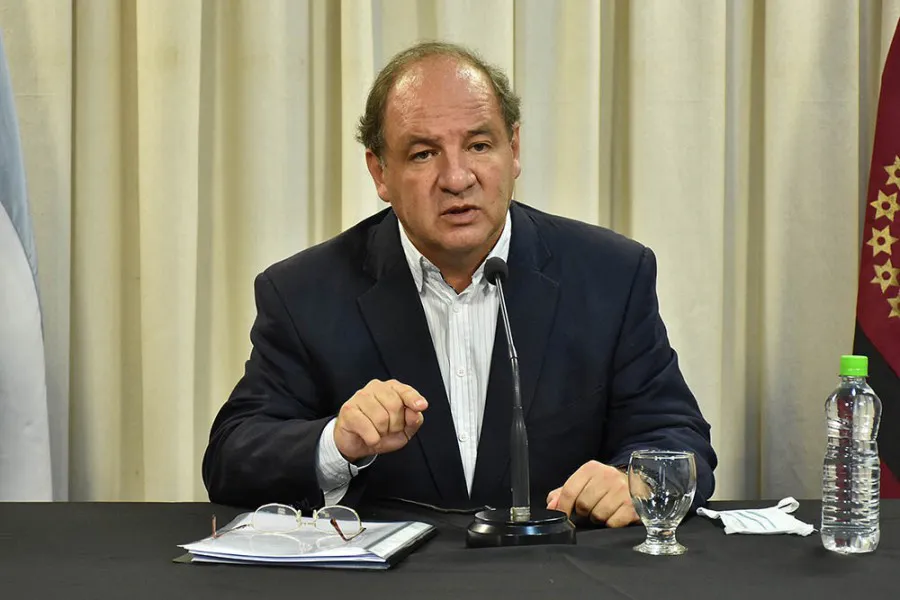 69462-el-ministro-ricardo-villada-insto-a-los-saltenios-a-no-bajar-la-guardia (1)