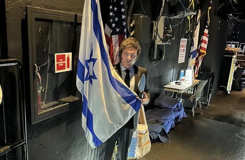 con-este-gesto-el-mandatario-argentino-ratifico-su-posicion-frente-al-contexto-geopolitico-x-manuel-